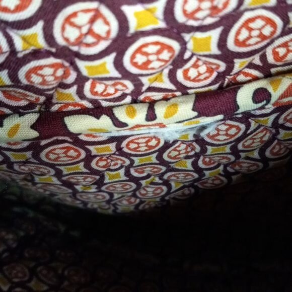 Vera Bradley MEDALLION Shoulder Tote Bag Quilted Paisley Floral Handbag Retired - Picture 9 of 11